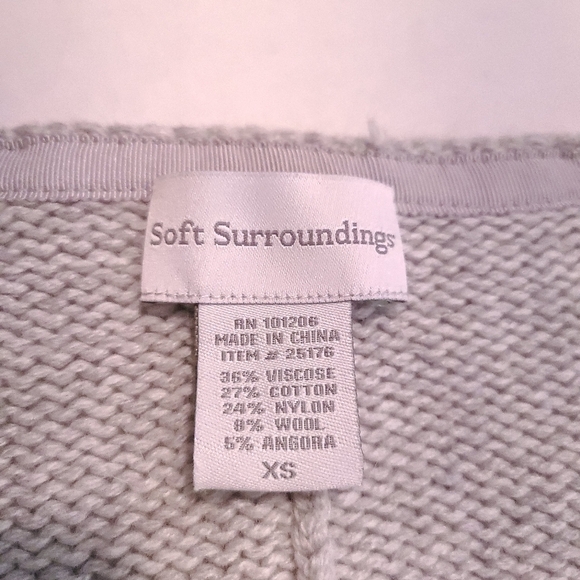 Soft Surroundings Tunic Knit Sweater XS Light Gray Dolman Sleeve V Neck Pockets - Picture 8 of 10